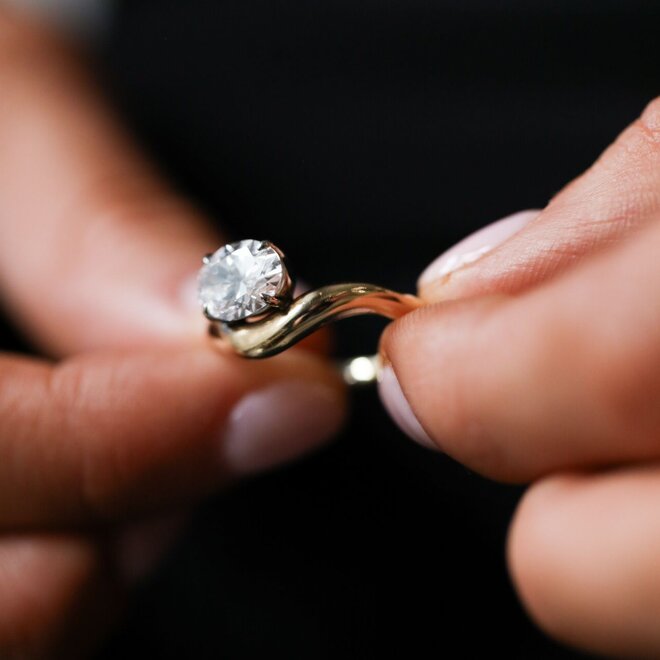 LAB The Sloane oval cut engagement ring