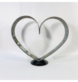 Heart pedestal