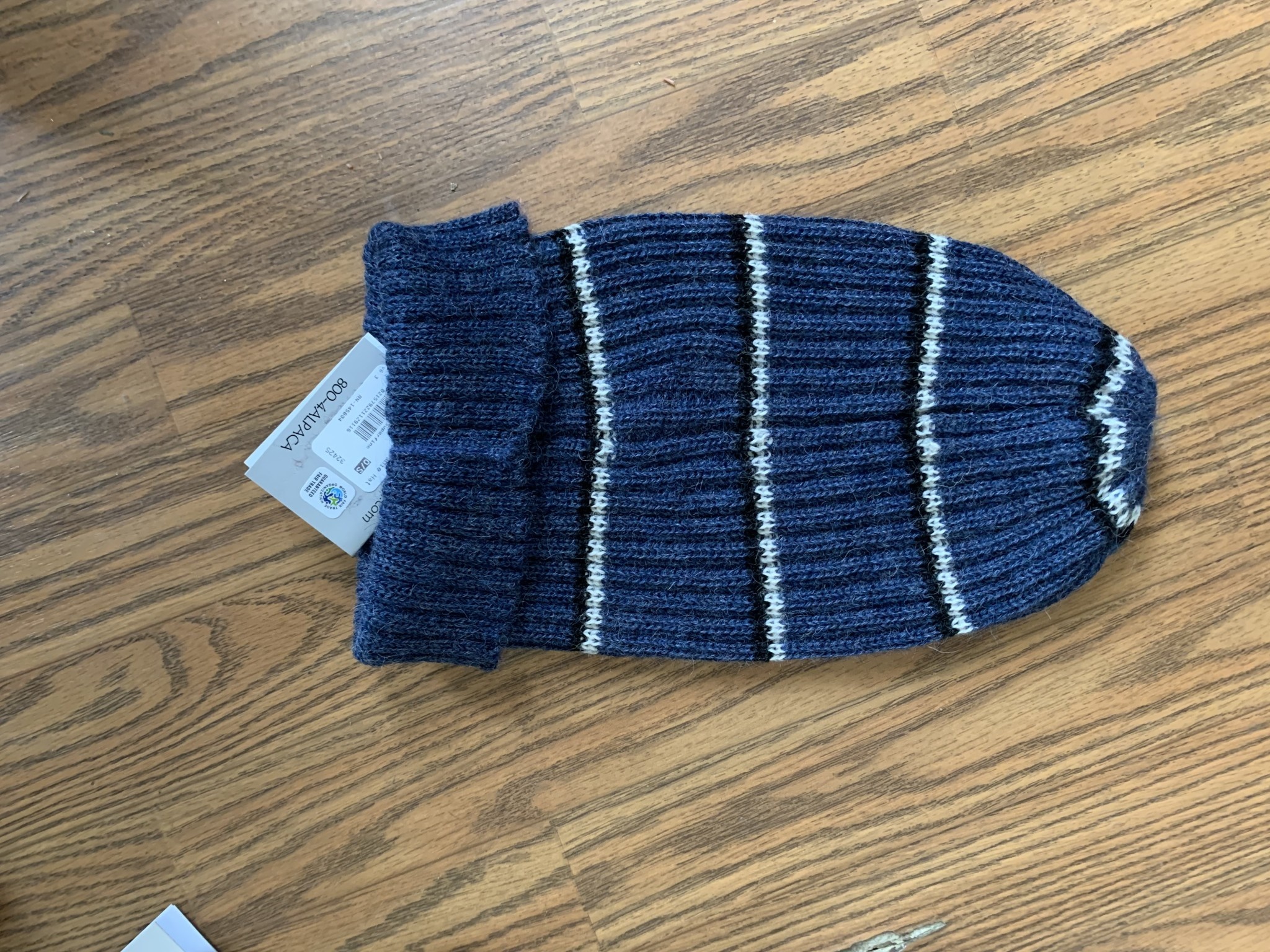 Classic Alpacas Alpaca Hat, Blue w whTrim