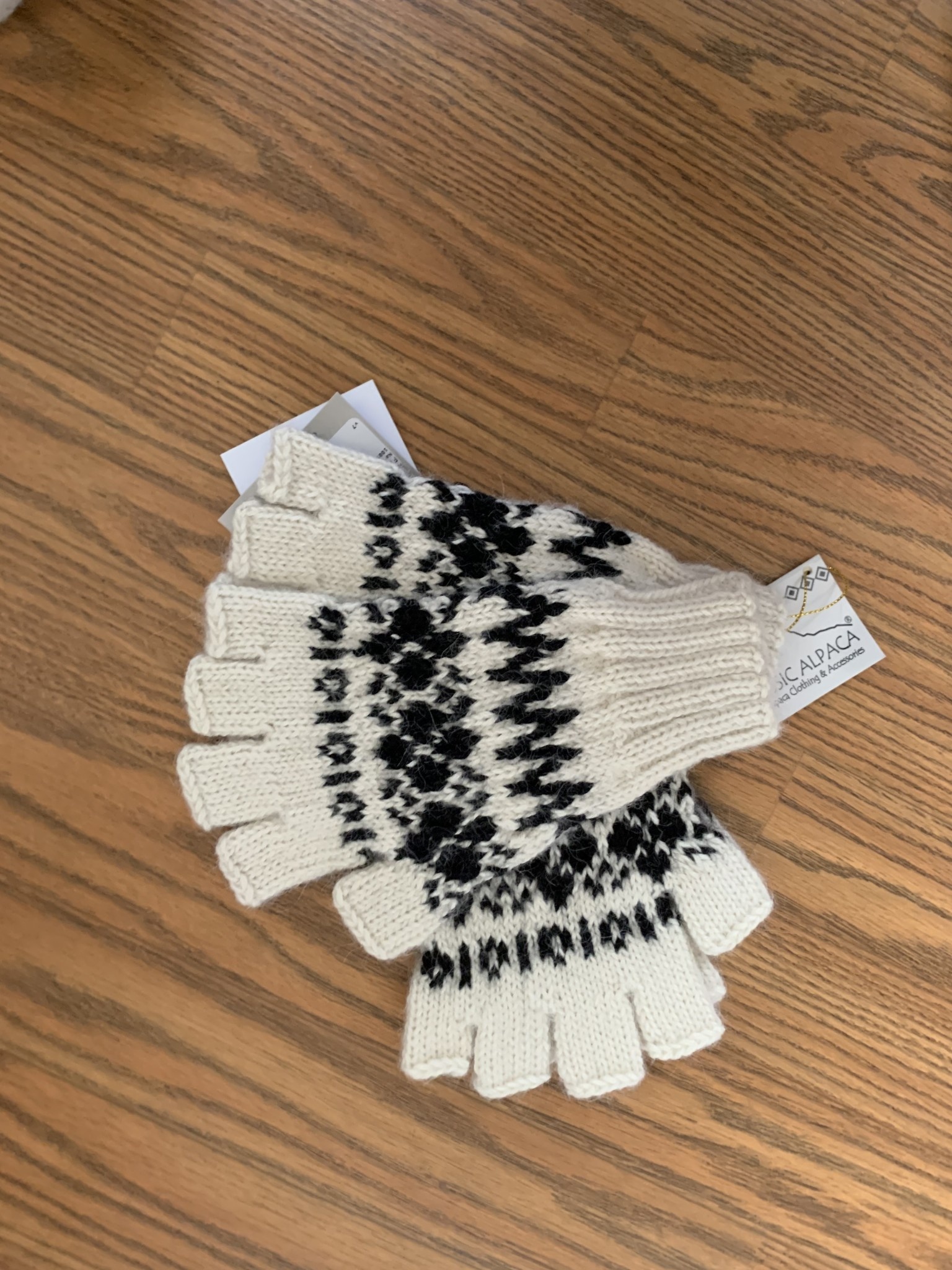 Classic Alpacas Alpaca Gloves, Half Finger White   One Fits All
