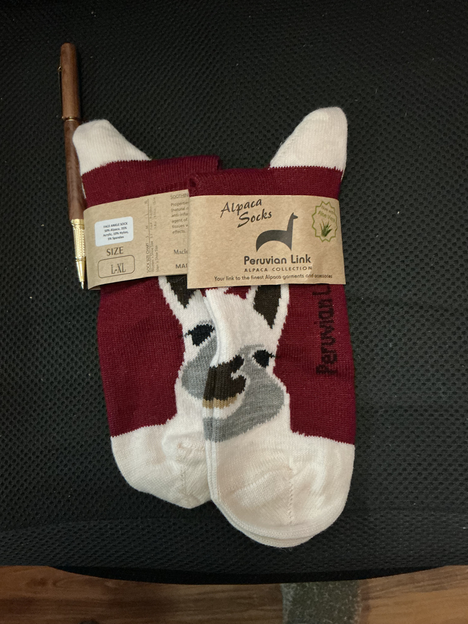 Peruvian Link Alpaca Face Sock, Wine,L/XL