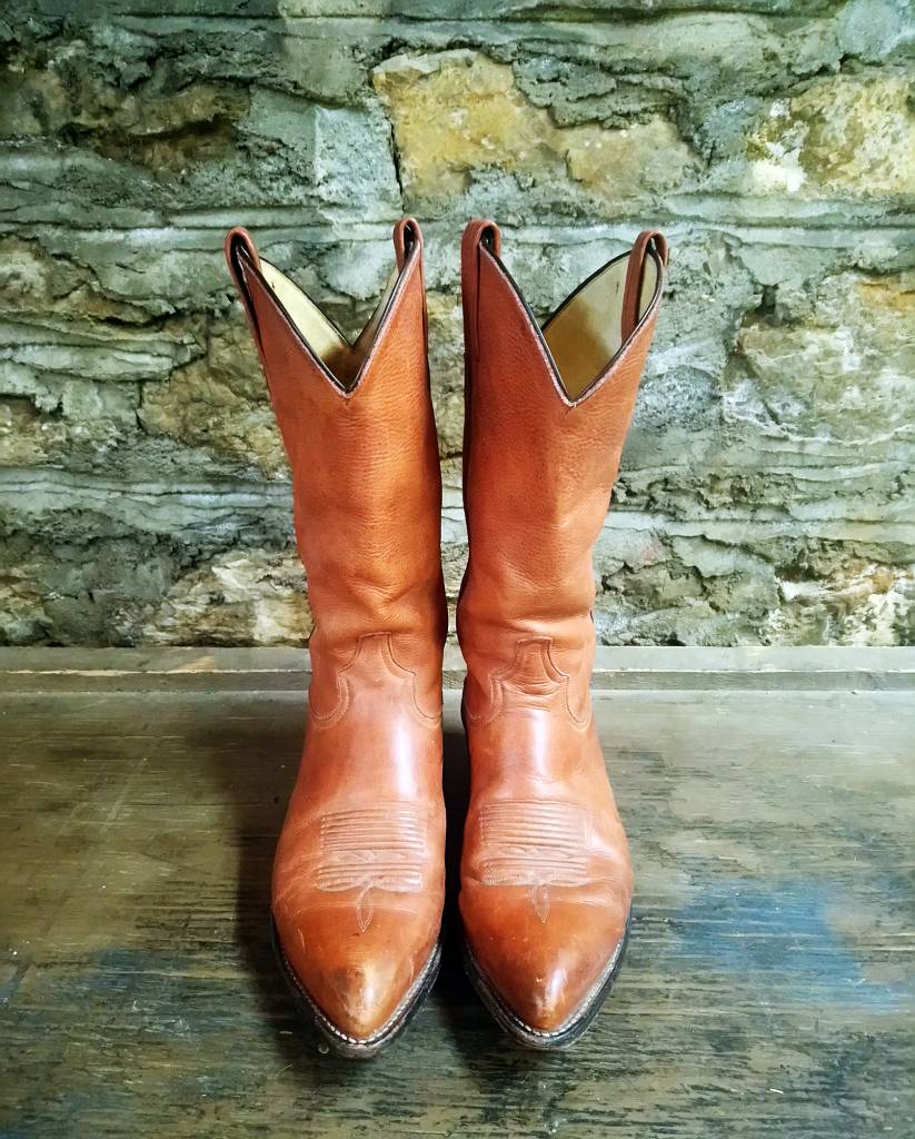 size 8 5 tony lama brown boots cactus creek tony lama hearts and scroll