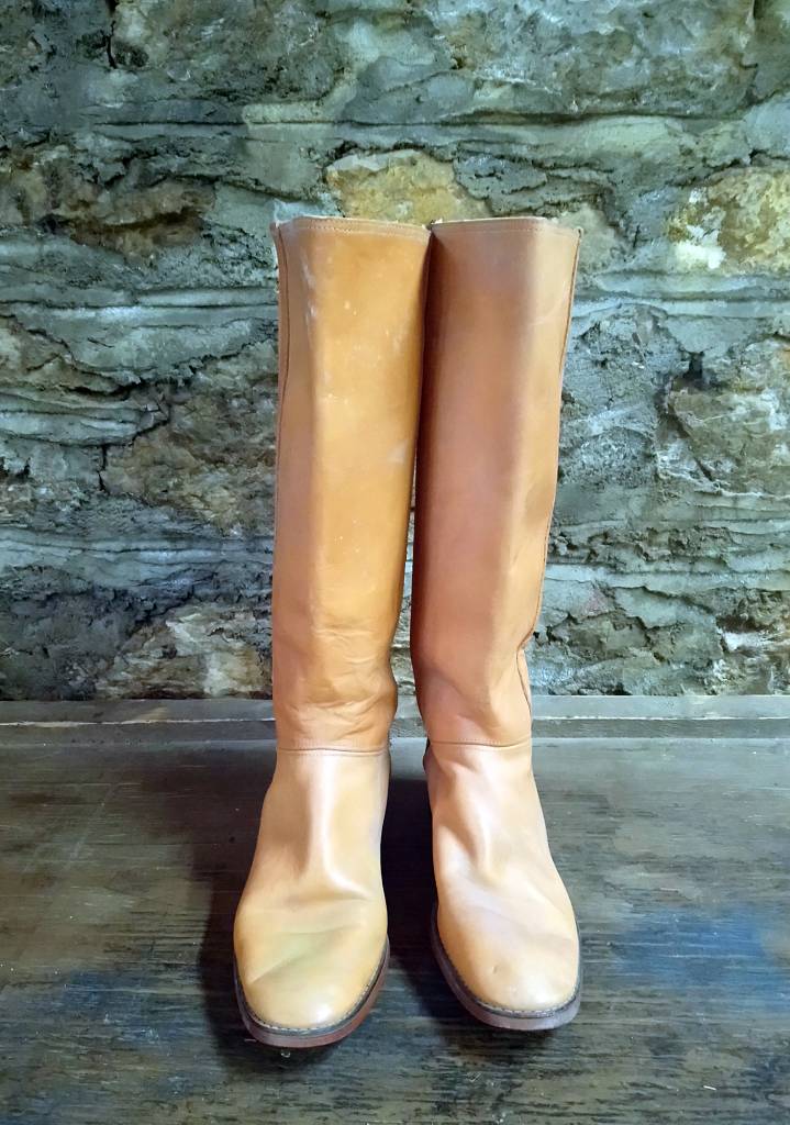 Size 9 Vintage Women's Boots - Cactus Creek