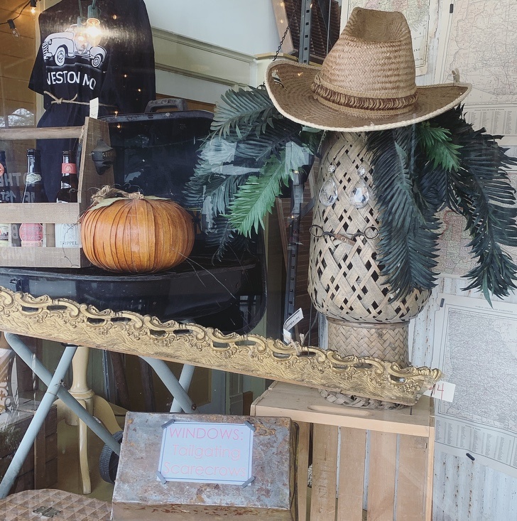 DIY Scarecrows for fall decorating