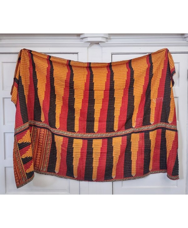 Kantha Sari Throw Blanket #1108