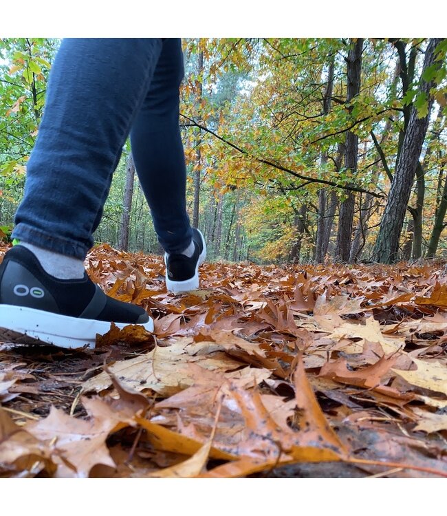 OOFOS M'S OOMG LOW EEZEE SHOE