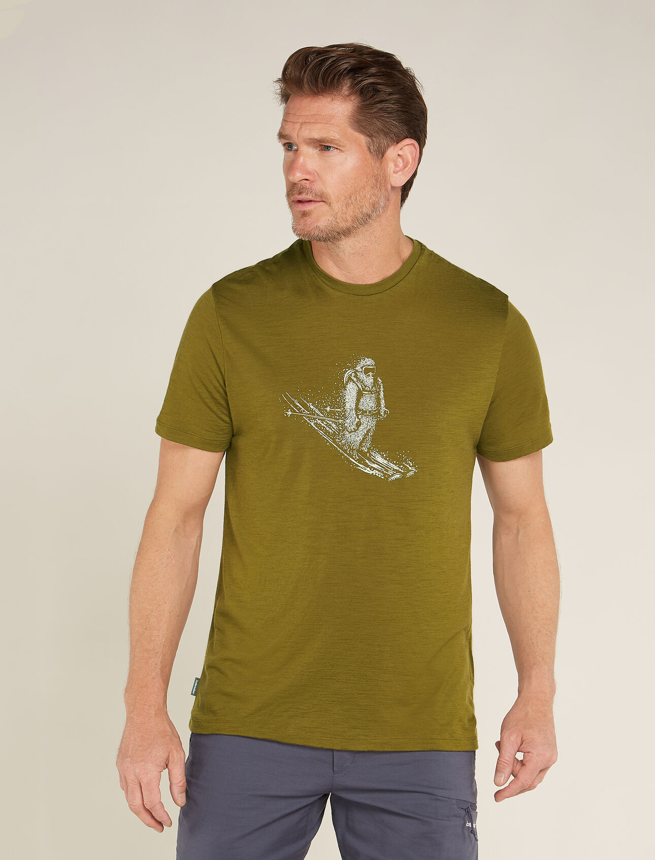 Icebreaker Men 150 Tech Lite Short Sleeve Skiing Yeti