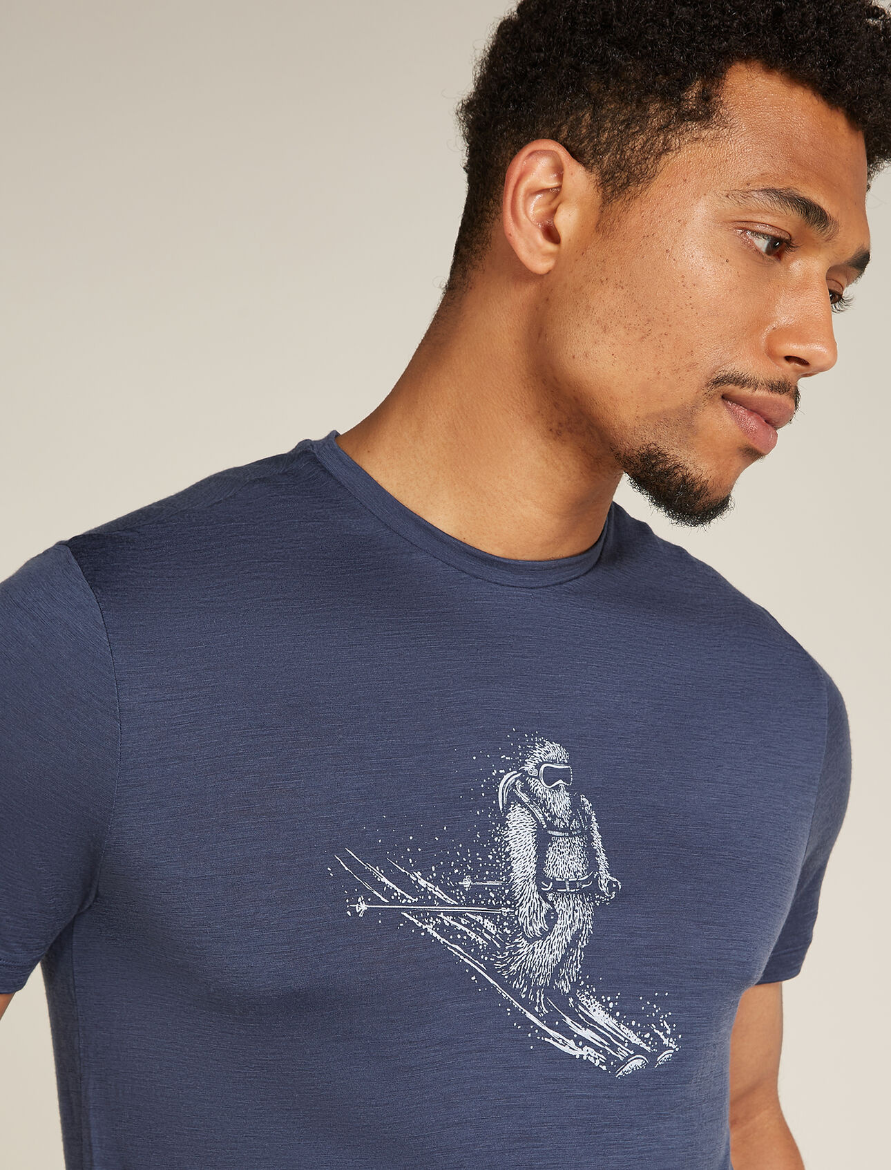 Icebreaker Men 150 Tech Lite Short Sleeve Skiing Yeti