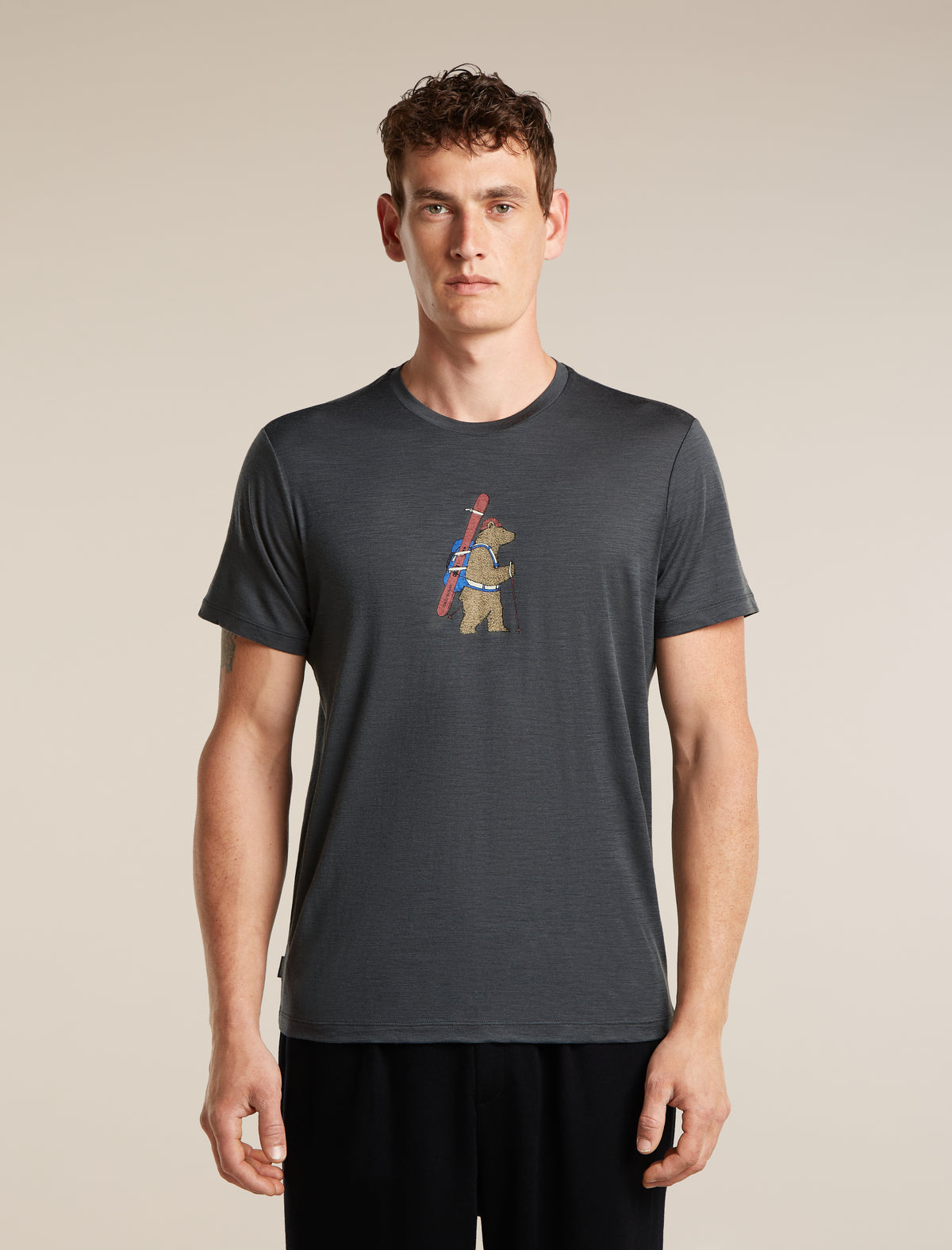Icebreaker Men's 150 Tech Lite Short Sleeve Bear Tour