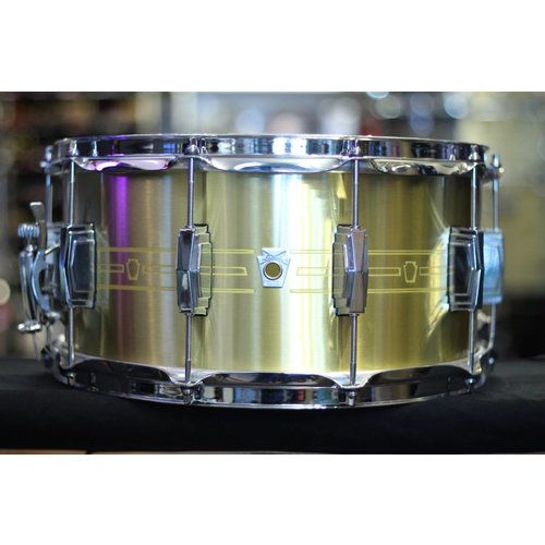 Ludwig Ludwig 7x14 Heirloom Brass Snare Drum Ludwig Ludwig 7x14 Heirloom Brass Snare Drum