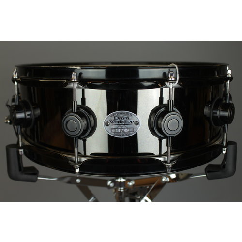 DW Used DW 5x14" Black Brass Snare Drum DW Used DW 5x14" Black Brass Snare Drum