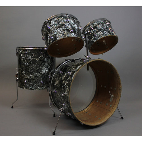 Vintage Slingerland 1970s Black Diamond Pearl 4pc Shell Pack Vintage Slingerland 1970s Black Diamond Pearl 4pc Shell Pack