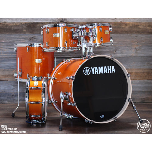 Yamaha Yamaha Stage Custom Birch 5-Piece Shell Pack w/ 20" Bass Drum Honey Amber Yamaha Yamaha Stage Custom Birch 5-Piece Shell Pack w/ 20" Bass Drum Honey Amber