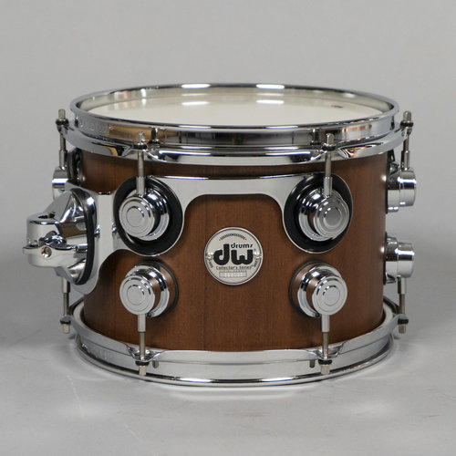 DW DW Collectors 4pc Maple/Mahogany Hard Satin Shellpack DW DW Collectors 4pc Maple/Mahogany Hard Satin Shellpack