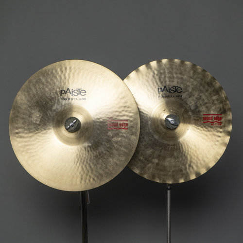 Paiste Used Paiste 14" Formula 602 Sound Edge Hi Hats (Pair) Paiste Used Paiste 14" Formula 602 Sound Edge Hi Hats (Pair)