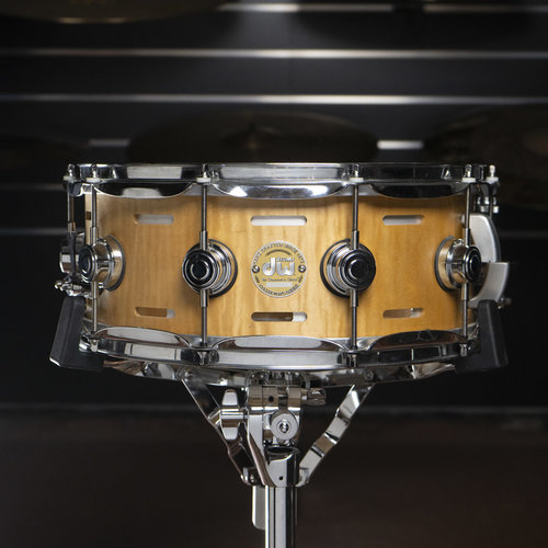 DW Used DW Collector's Maple 6x14" Acoustic EQ Snare Drum DW Used DW Collector's Maple 6x14" Acoustic EQ Snare Drum