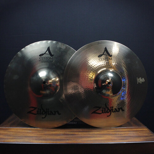 Zildjian Used Zildjian A-Custom 14" MasterSound HiHats (Pair) Zildjian Used Zildjian A-Custom 14" MasterSound HiHats (Pair)