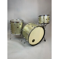 Vintage Gretsch Late 1950s 3pc Shellpack w/24" Bass Drum (Silver Sparkle)