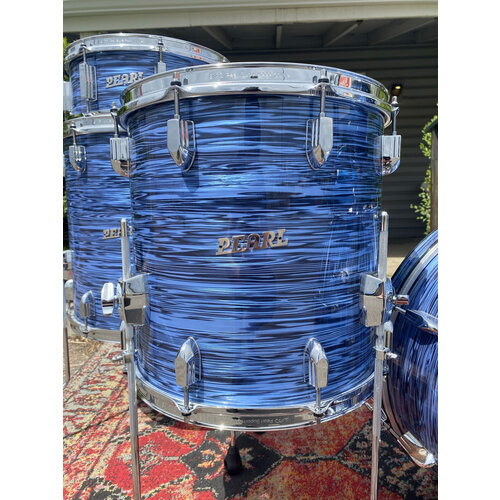 Pearl Used Pearl President Series Deluxe 5pc Shellpack (Ocean Ripple)