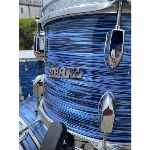 Pearl Used Pearl President Series Deluxe 5pc Shellpack (Ocean Ripple)