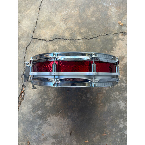 Pearl Used Pearl 3.5x14" Brass Free Floater Snare Drum (21st Anniversary Hammered Red Shell)