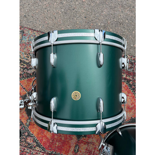 Gretsch Gretsch USA Custom 3pc Shell Pack (Satin Cadillac Green w/Silver Sparkle Inlay)
