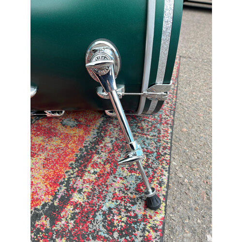 Gretsch Gretsch USA Custom 3pc Shell Pack (Satin Cadillac Green w/Silver Sparkle Inlay)