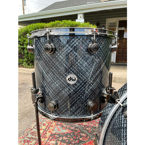 DW DW Collector's 4pc SSC Maple Shellpack (Grey Crystal Finish Ply w/Black Nickel Hardware)