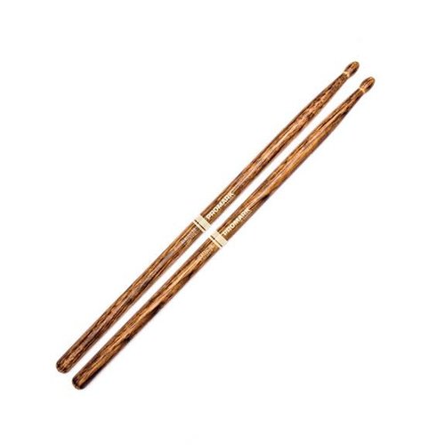 Promark Promark FireGrain Classic Forward 5B Wood Tip Drum Sticks