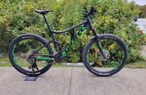 Giant 2019 Giant Stance 2 Large, Black/Green 27.5 - PRE-OWNED