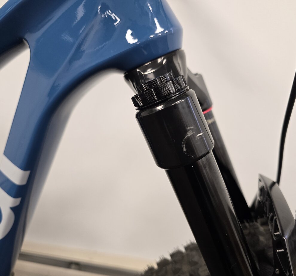 GT DEMO - Sensor Carbon Pro 29 Dusty Blue SM