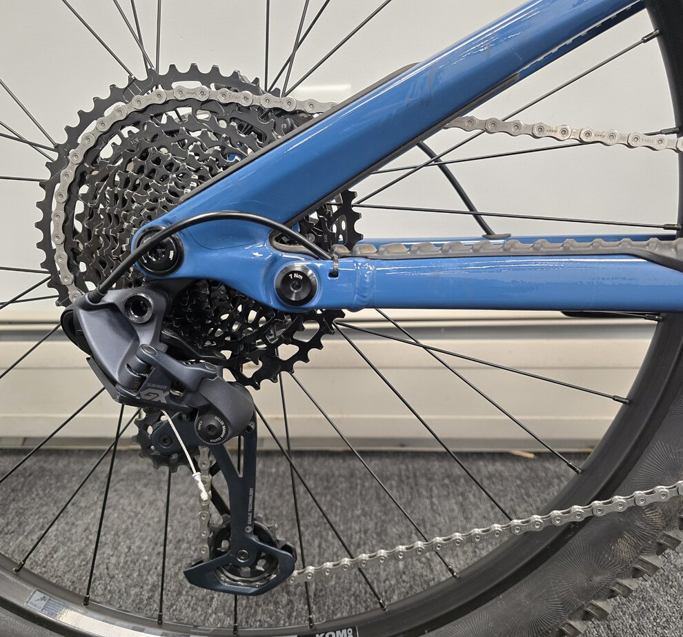 GT DEMO - Sensor Carbon Pro 29 Dusty Blue SM