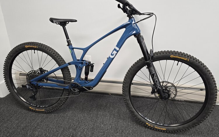 GT DEMO -  Sensor Carbon Pro DSB LG