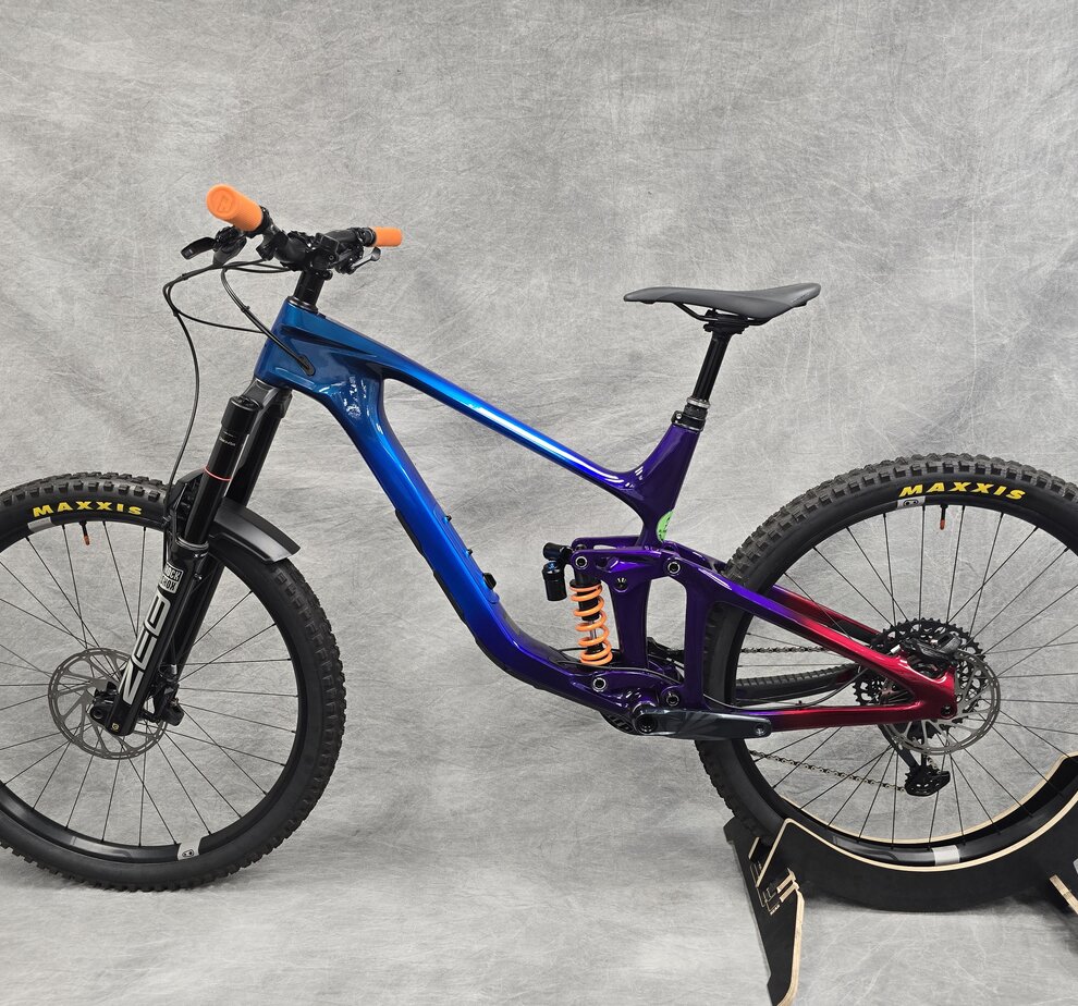 Giant Reign Advanced Pro Rainbow XL - CUSTOM