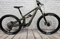 Ibis Ibis Ripmo - Special build - MD - Olive - SLX with Factory Fork , 29" AL wheelset  **