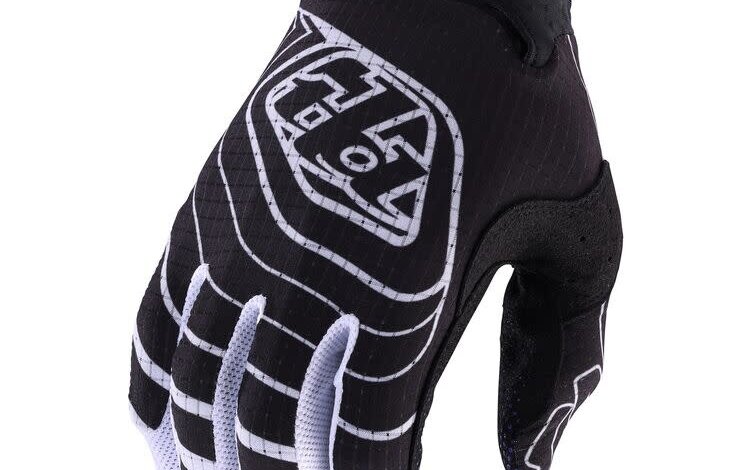 AIR GLOVE; RICHTER BLACK / BLUE MD AIR GLOVE; RICHTER BLACK / BLUE MD
