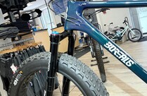 BOREALIS DEMO - BOREALIS CRESTONE , GREEN / SILVER, XL - custom build