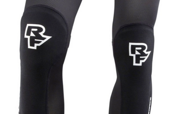 RaceFace RaceFace Charge Knee Pad - Stealth, 2XL