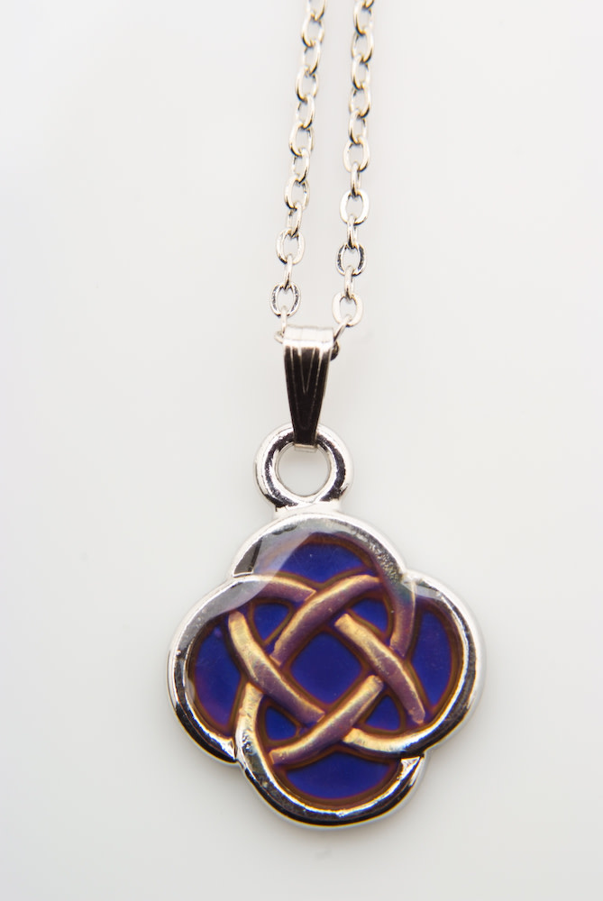 Pendant: Mood Celtic Knot