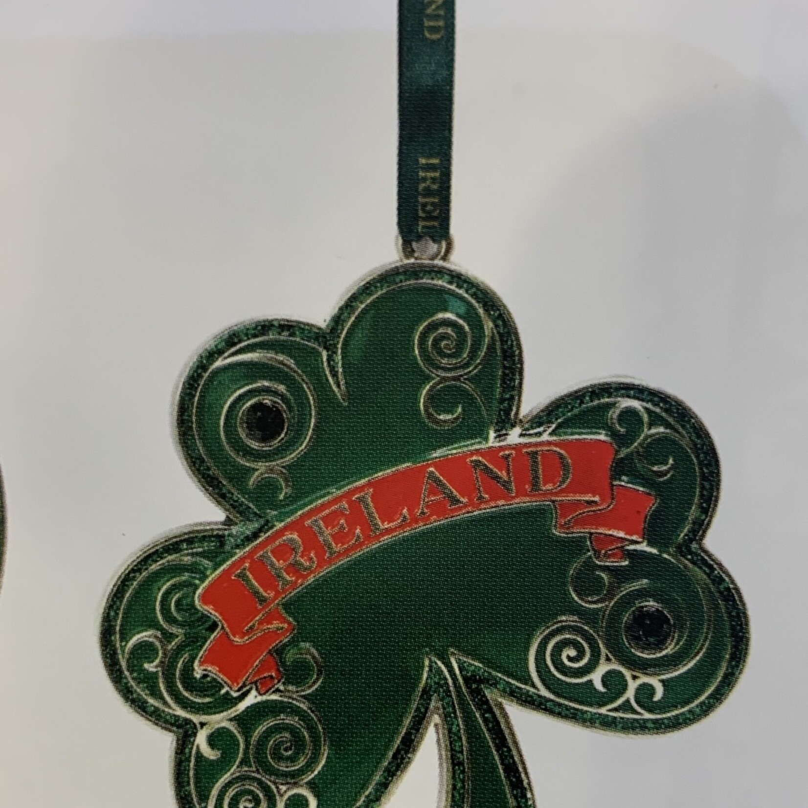 Ornament: Metal Green Shamrock