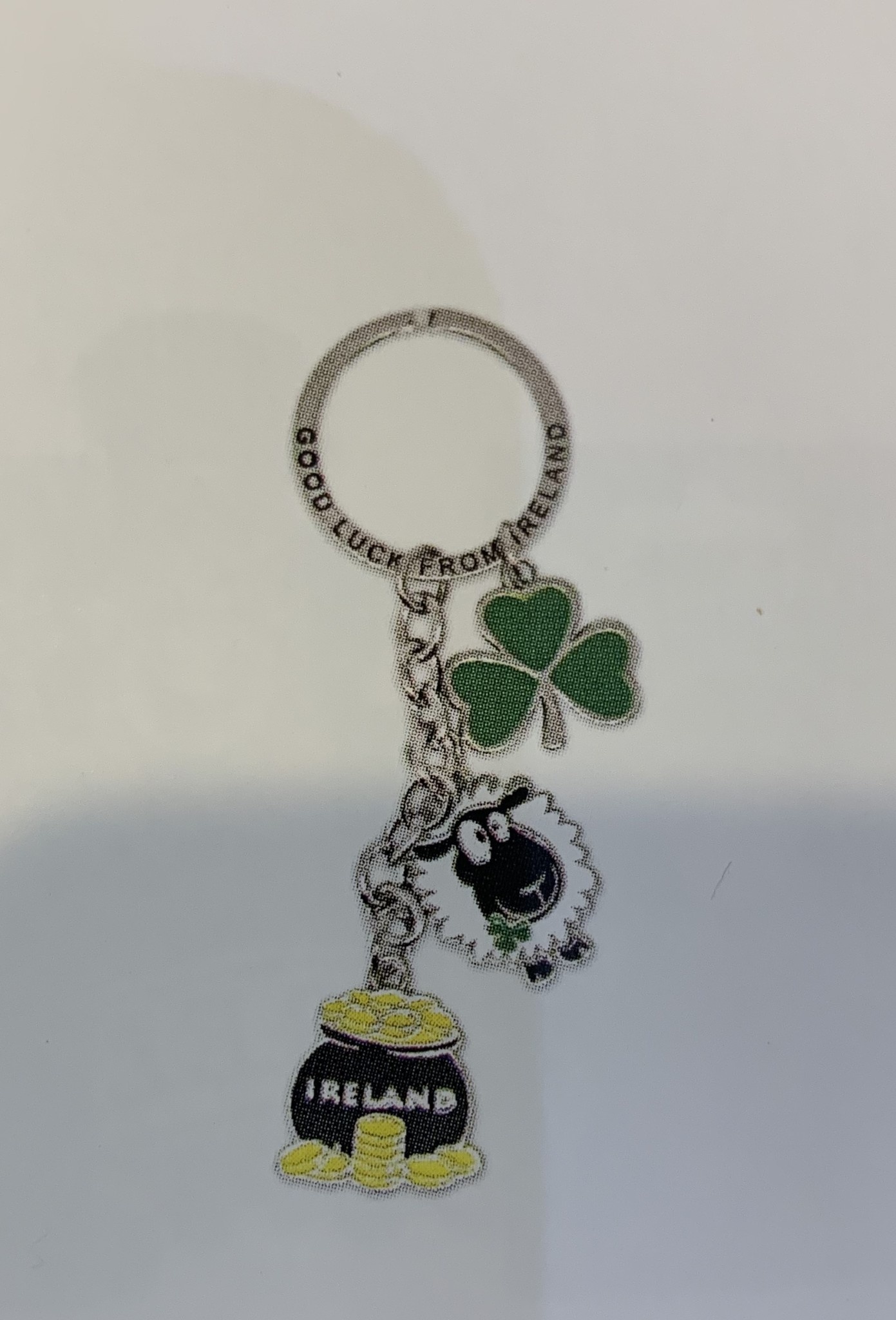 Keyring: White Sheep, Shamrock, Pot of Gold