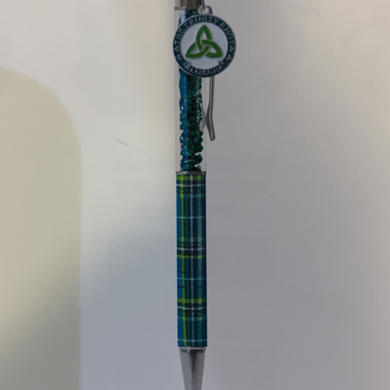 Pen: Crystal Trinity Knot w/ Charm