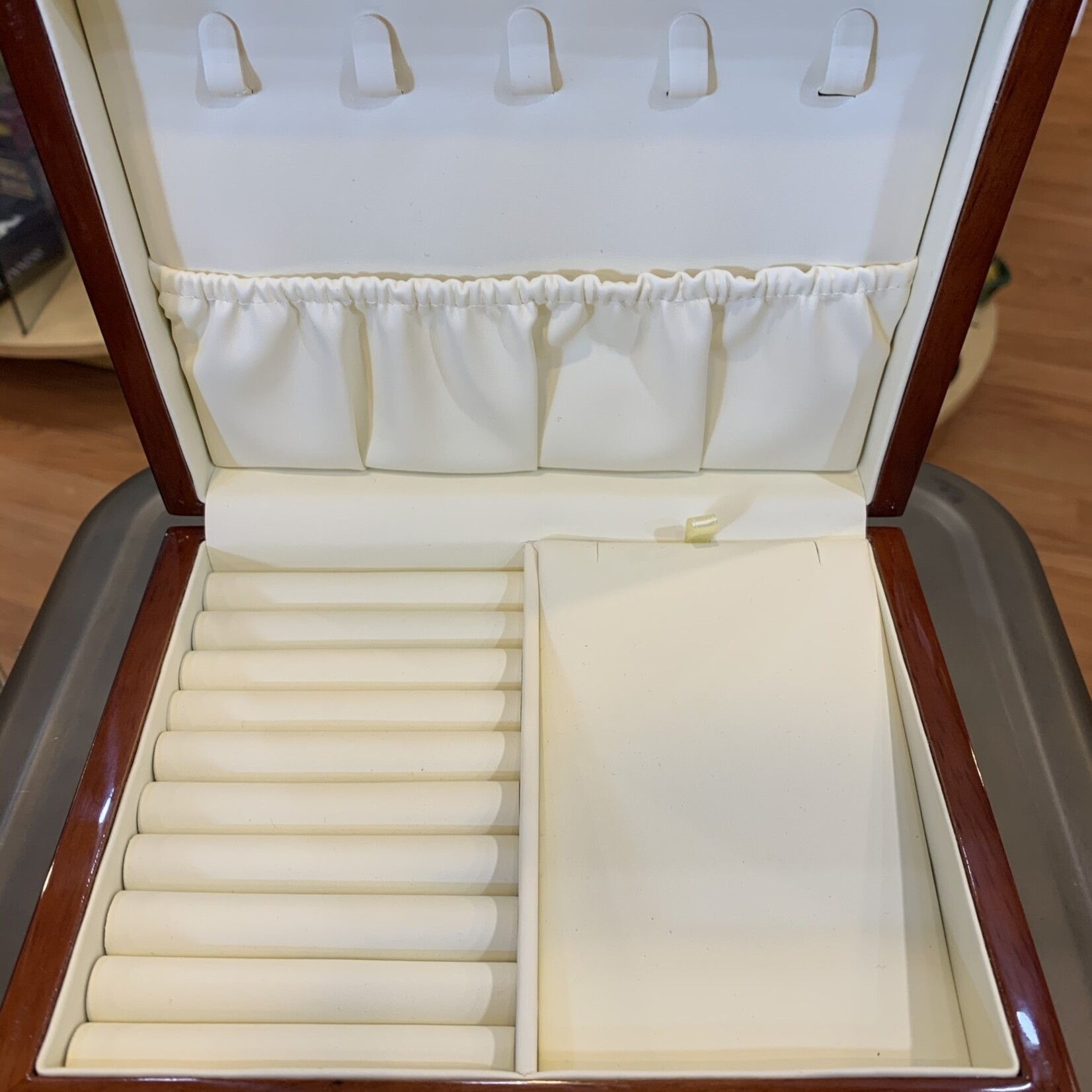 Connemara Marble Jewelry Box: Connemara Marble, Cherry