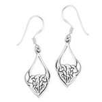 Earring: SS Knot Heart