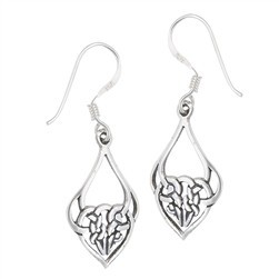 Welman Earring: SS Knot Heart