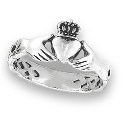 Ring: SS Claddagh w/Celtic Weave