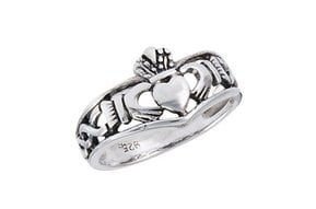 Ring: SS Claddagh Band