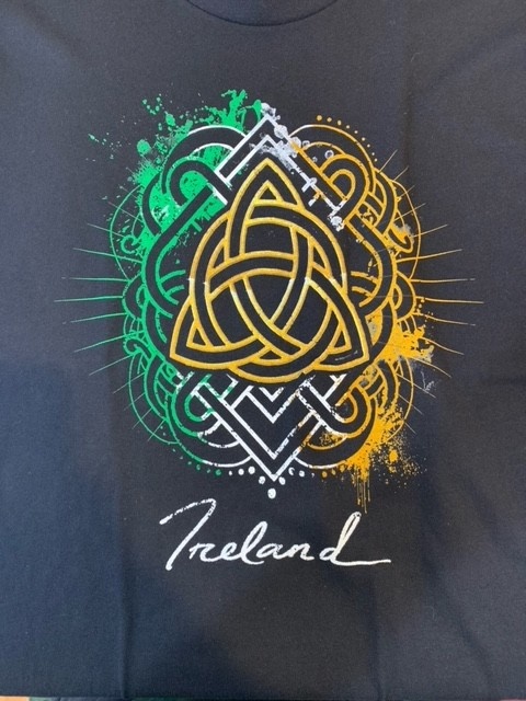 T Shirt: Celtic Trinity