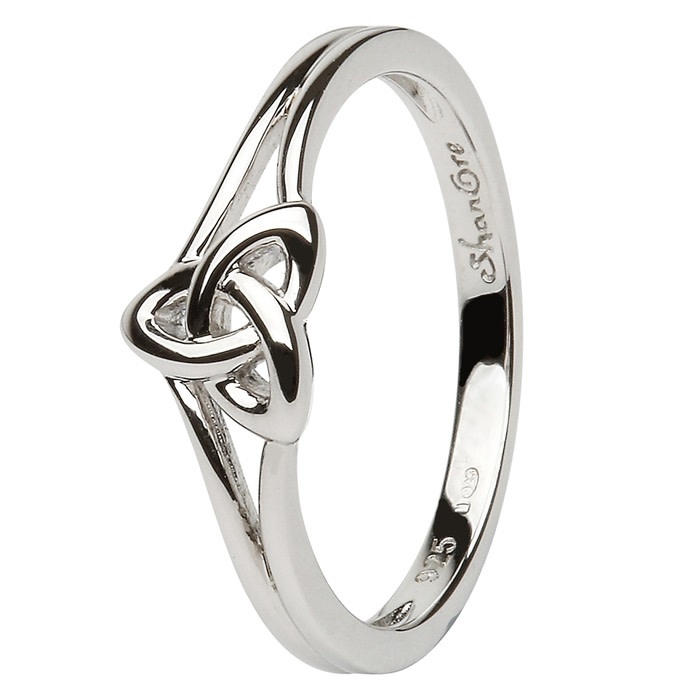 Shanore Ring: SS Trinity Knot