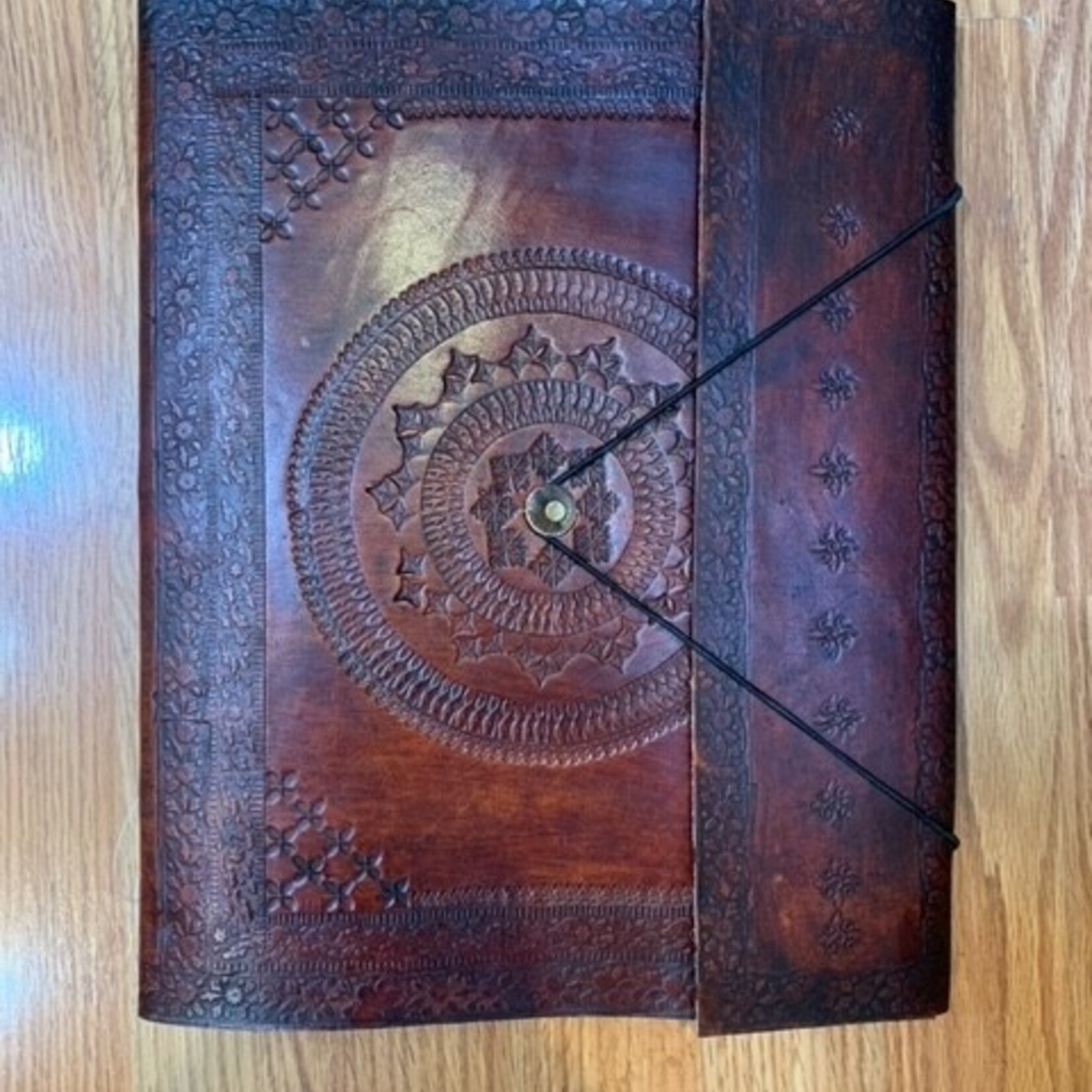 Earthbound Journals Sketchbook: TOL 10x13